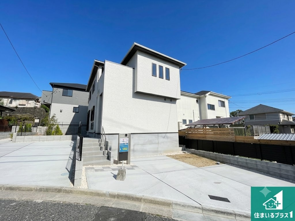 1(土)2(日)現地説明会　奈良市学園朝日元町　の外観|安心の10年保証！外観を美しく保ち、雨水で汚れを落とします！気になることがありましたら、お気軽にお問い合わせください！