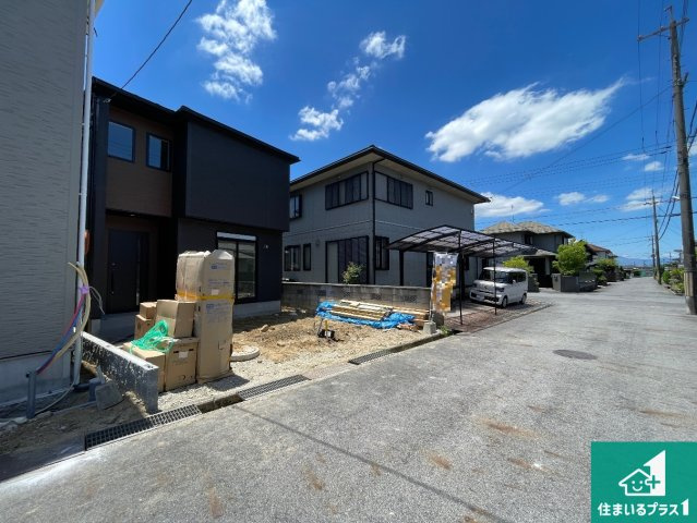 ★1(土)2(日)現地見学可能！★野洲市近江富士　全２邸の外観|現在建築中！落ち着いた街並みで新生活を始めることが出来そう！周辺の物件も併せてご紹介させて頂きます！