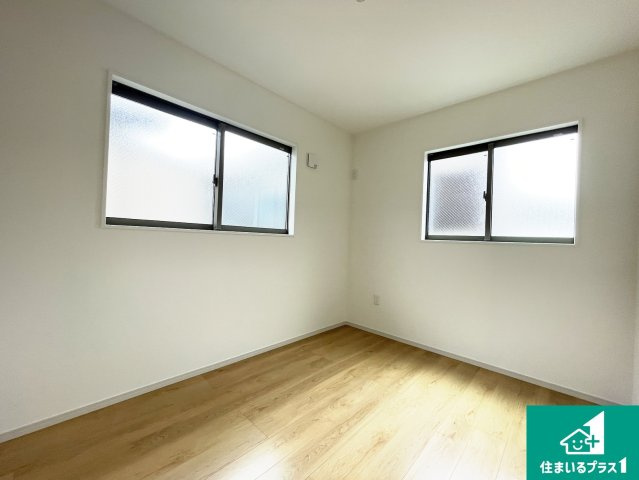 ★京都市北区大宮玄琢北町　第5期　新築一戸建ての洋室|シンプルな洋室は、自分好みのインテリアが楽しめます♪ご家族とインテリアや家具を選びに行くのは新築購入時の醍醐味の一つです。ぜひお楽しみください♪