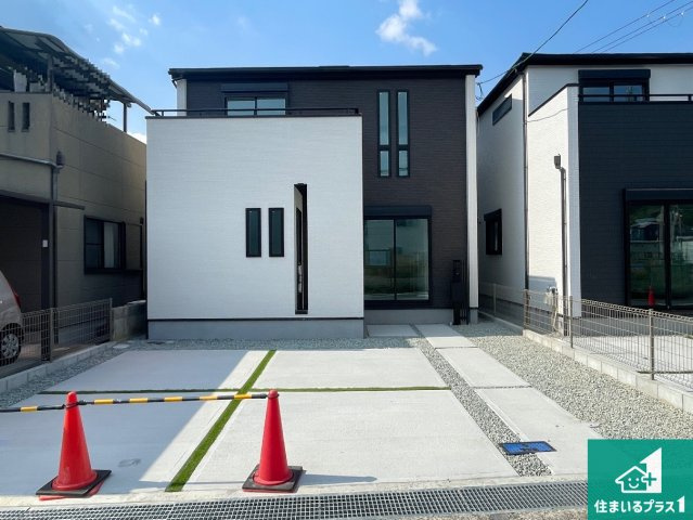 ♦柏原市田辺　第3期　新築一戸建ての外観|安心の10年保証！外観を美しく保ち、雨水で汚れを落とします！気になることがありましたら、お気軽にお問い合わせください！