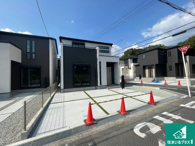 柏原市田辺　第3期　新築一戸建ての外観|お客様に長く安心して住んでいだだける事にこだわった家づくり！住んでからのアフターサービスにもしっかりと取り組んでいます！