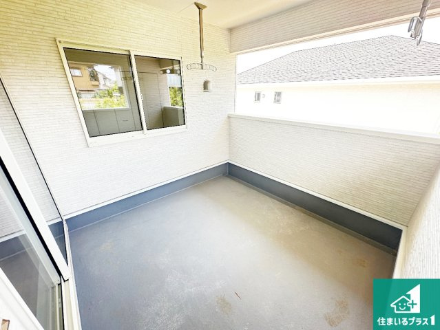 ●奈良市七条　第6期　新築一戸建てのバルコニー|日当たりのよいバルコニー！お部屋が開放的に！