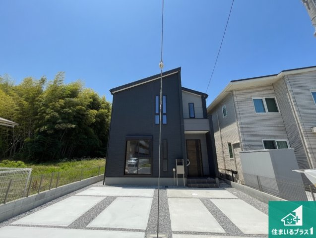 ★1(土)2(日)現地見学可能！★大津市大江　限定1邸の外観|安心の10年保証！外観を美しく保ち、雨水で汚れを落とします！気になることがありましたら、お気軽にお問い合わせください！