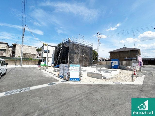 ●29(土)30(日)現地案内可能！　北葛城郡上牧町中筋出作　全3邸の外観|現在はこんな感じです。完成までが待ち遠しいですね。