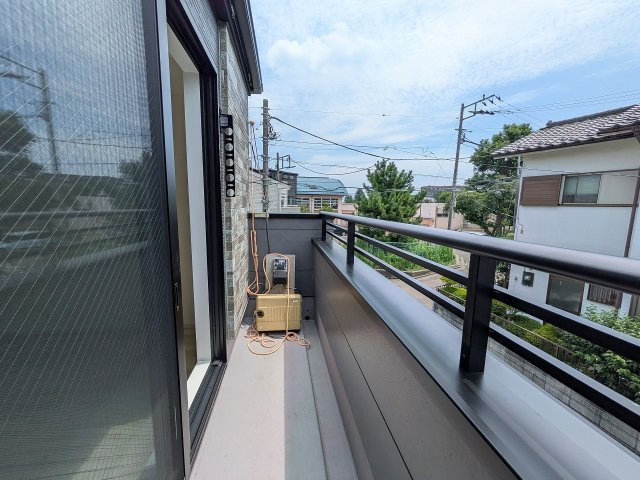八王子市　上野町　新築一戸建て　１期のバルコニー|～南向きで陽当たりの良いバルコニー　洗濯物がよく乾きそうです～