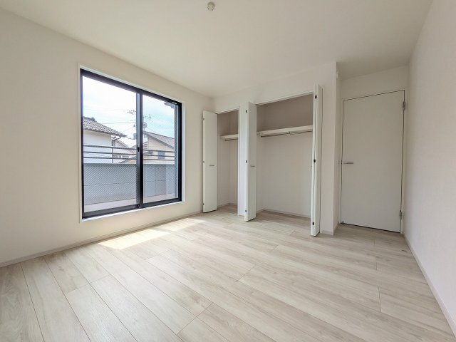 八王子市　上野町　新築一戸建て　１期の収納|～収納力の高いクローゼット完備～