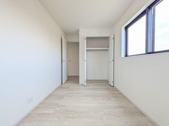 八王子市　上野町　新築一戸建て　１期の収納|～収納力の高いクローゼット完備～