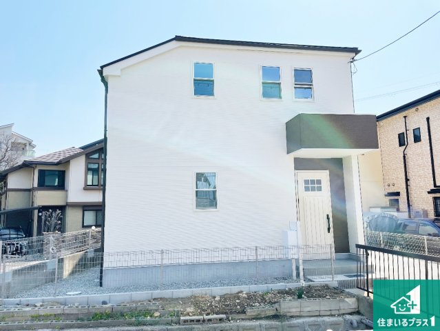 29日(土)30日(日)現地ご見学可能！池田市渋谷　限定1邸の外観|周辺は落ち着いた街並みの住宅地！子育てがしやすい住環境です！気になることがありましたら、お気軽にお問い合わせください！
