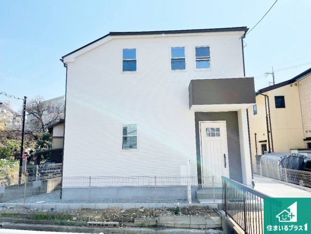 29日(土)30日(日)現地ご見学可能！池田市渋谷　限定1邸の外観|安心の10年保証！外観を美しく保ち、雨水で汚れを落とします！気になることがありましたら、お気軽にお問い合わせください！