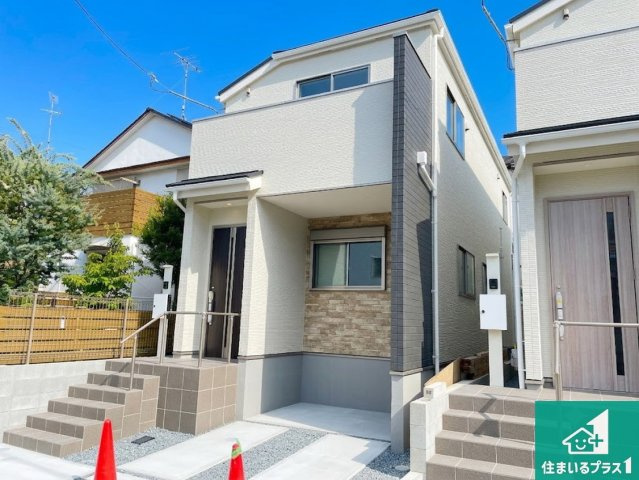 ★12(土)13(日)現地見学可能！★宇治市広野町寺山　全2邸の外観|安心の10年保証！外観を美しく保ち、雨水で汚れを落とします！気になることがありましたら、お気軽にお問い合わせください！