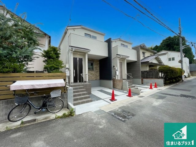 ★12(土)13(日)現地見学可能！★宇治市広野町寺山　全2邸の外観|安心の10年保証！外観を美しく保ち、雨水で汚れを落とします！気になることがありましたら、お気軽にお問い合わせください！