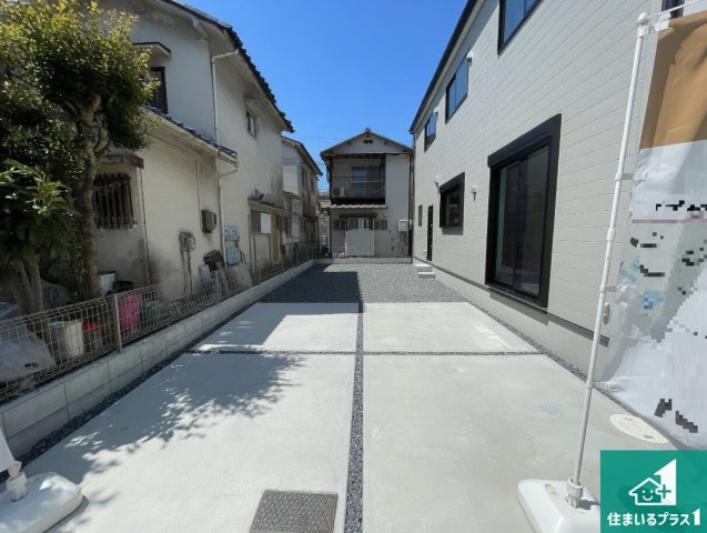 ★1(土)2(日)現地見学可能！★八幡市八幡双栗　限定1邸の駐車場|駐車スペース！散水栓があるので、こまめに愛車を洗えます！