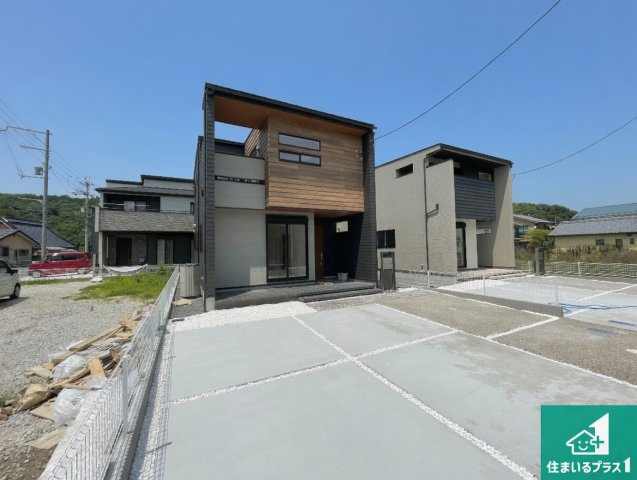 ★現地見学可能！★南丹市園部町横田　第2期　新築一戸建ての外観|安心の10年保証！外観を美しく保ち、雨水で汚れを落とします！気になることがありましたら、お気軽にお問い合わせください！