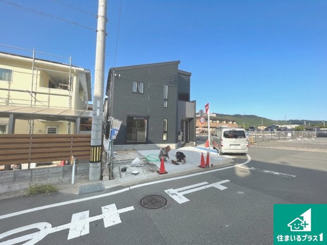★5(土)6(日)現地見学可能！★亀岡市篠町篠上西裏　全3邸の外観|安心の10年保証！外観を美しく保ち、雨水で汚れを落とします！気になることがありましたら、お気軽にお問い合わせください！