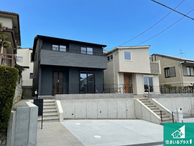 宝塚市宝梅　新築一戸建ての外観|安心の10年保証！外観を美しく保ち、雨水で汚れを落とします！気になることがありましたら、お気軽にお問い合わせください！