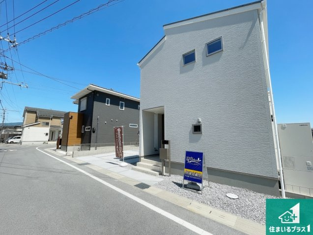 ★1(土)2(日)現地見学可能！★愛知郡愛荘町石橋　ラスト1邸の外観|お客様に長く安心して住んでいだだける事にこだわった家づくり！住んでからのアフターサービスにもしっかりと取り組んでいます！