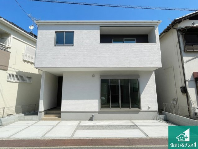 29(土)30(日)現地説明会！◆八尾市久宝園　限定1邸の外観|安心の10年保証！外観を美しく保ち、雨水で汚れを落とします！気になることがありましたら、お気軽にお問い合わせください！