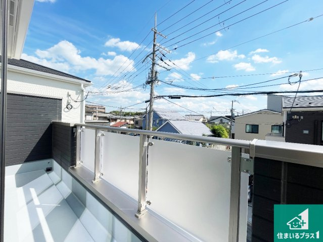 ★宇治市大久保町上ノ山　第1期　新築一戸建てのバルコニー|日当たりのよいバルコニー！お部屋が開放的に！
