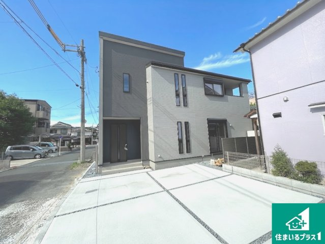★12(土)13(日)現地見学可能！★南丹市園部町本町　新築一戸建ての外観|安心の10年保証！外観を美しく保ち、雨水で汚れを落とします！気になることがありましたら、お気軽にお問い合わせください！