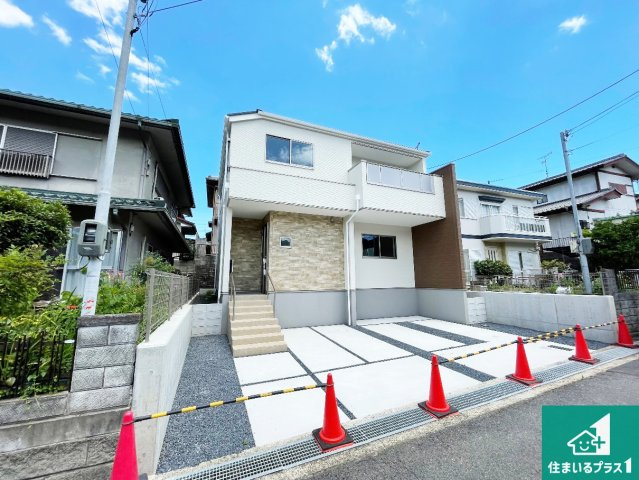 ★1(土)2(日)現地見学可能！★湖南市宝来坂　限定1邸の外観|安心の10年保証！外観を美しく保ち、雨水で汚れを落とします！気になることがありましたら、お気軽にお問い合わせください！