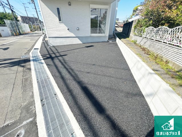 高石市綾園　第2期　新築一戸建ての駐車場|駐車スペース！散水栓があるので、こまめに愛車を洗えます！