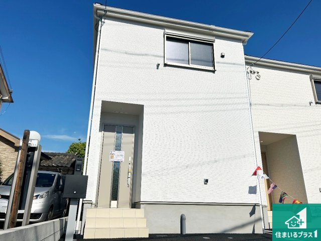 5(土)6(日)現地説明会！◆高石市綾園　全3邸の外観|安心の10年保証！外観を美しく保ち、雨水で汚れを落とします！気になることがありましたら、お気軽にお問い合わせください！