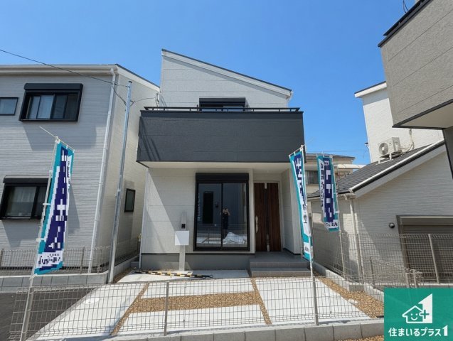 29日(土)30日(日)現地ご見学可能！茨木市上野町　第7期　新築一戸建ての外観|安心の10年保証！外観を美しく保ち、雨水で汚れを落とします！気になることがありましたら、お気軽にお問い合わせください！