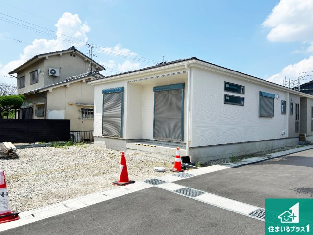 1(土)2(日)現地案内可能！　大和高田市西坊城　全3邸　の外観|現在はこんな感じです。完成までが待ち遠しいですね。