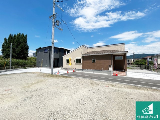 ●5(土)6(日)現地案内可能！　天理市丹波市町　全2邸の外観|安心の10年保証！外観を美しく保ち、雨水で汚れを落とします！気になることがありましたら、お気軽にお問い合わせください！