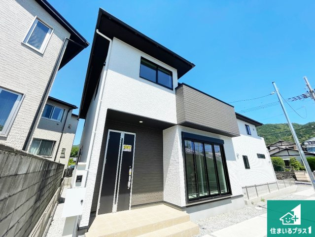 ★1(土)2(日)現地見学可能！★京都市伏見区醍醐南里町　全2邸の外観|お客様に長く安心して住んでいだだける事にこだわった家づくり！住んでからのアフターサービスにもしっかりと取り組んでいます！