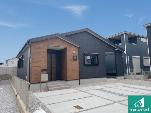 ★1(土)2(日)現地見学可能！★彦根市大藪町　全2邸の外観|安心の10年保証！外観を美しく保ち、雨水で汚れを落とします！気になることがありましたら、お気軽にお問い合わせください！