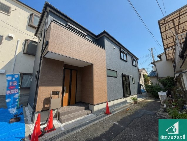 29日(土)30日(日)現地ご見学可能！　豊中市千成町　限定1邸の外観|お客様に長く安心して住んでいだだける事にこだわった家づくり！住んでからのアフターサービスにもしっかりと取り組んでいます！