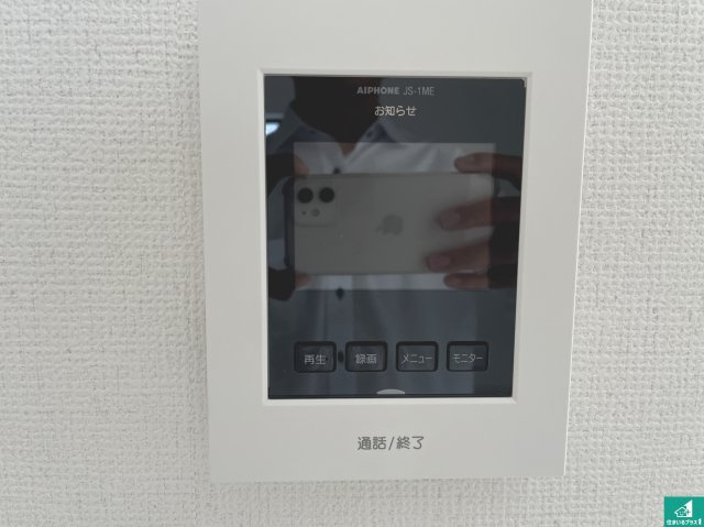 ★5(土)6(日)現地見学可能！★守山市吉身　ラスト1邸の防犯設備|カラーモニターインターホン！声だけでなく来訪者の姿や顔がモニターで確認できるので、小さなお子様がいらっしゃるご家庭でも安心できます！