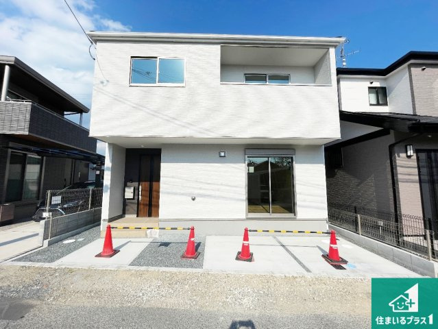 ★29(土)30(日)現地見学可能！★城陽市久世北垣内　限定1邸の外観|安心の10年保証！外観を美しく保ち、雨水で汚れを落とします！気になることがありましたら、お気軽にお問い合わせください！
