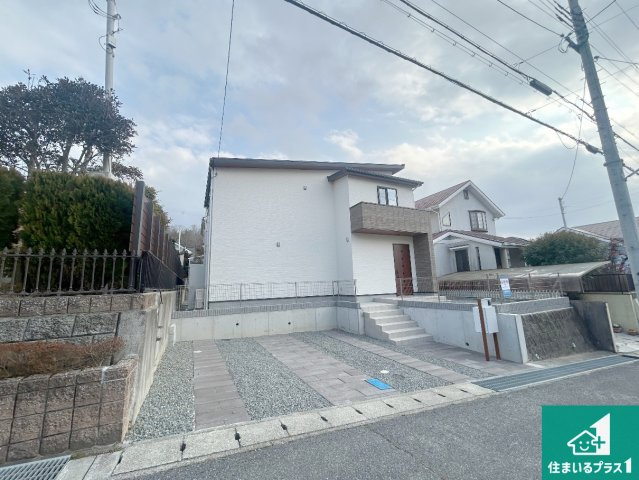 11(土)12(日)現地説明会　三田市つつじが丘南　限定1邸の外観|安心の10年保証！外観を美しく保ち、雨水で汚れを落とします！気になることがありましたら、お気軽にお問い合わせください！