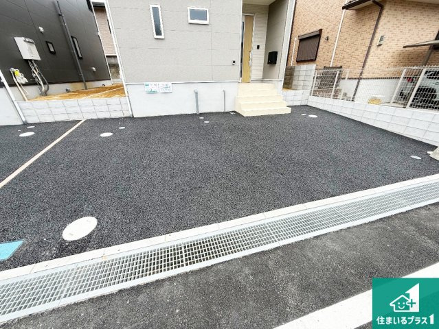 5(土)6(日)現地説明会！◆富田林市高辺台　ラスト1邸の駐車場|駐車スペース！散水栓があるので、こまめに愛車を洗えます！