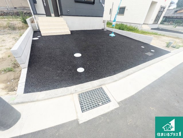 枚方市長尾峠町　第3期　新築一戸建ての駐車場|駐車スペース！散水栓があるので、こまめに愛車を洗えます！