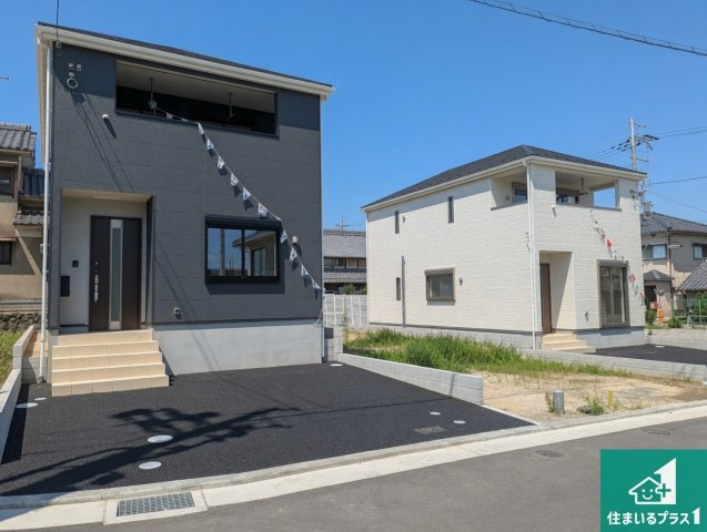 枚方市長尾峠町　第3期　新築一戸建ての外観|安心の10年保証！外観を美しく保ち、雨水で汚れを落とします！気になることがありましたら、お気軽にお問い合わせください！