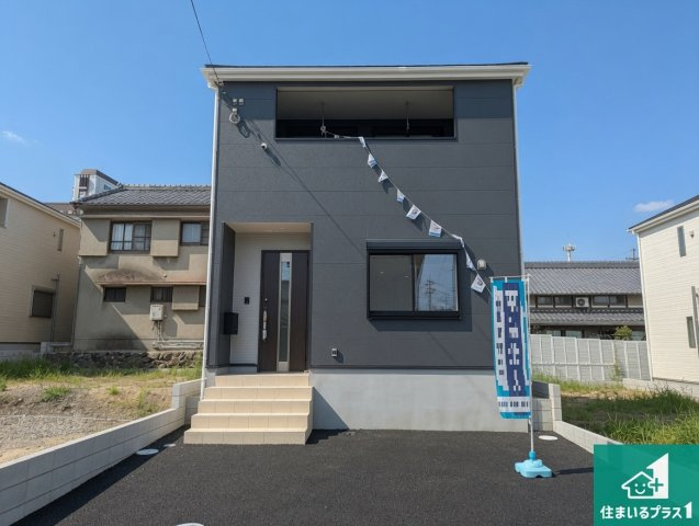 枚方市長尾峠町　第3期　新築一戸建ての外観|お客様に長く安心して住んでいだだける事にこだわった家づくり！住んでからのアフターサービスにもしっかりと取り組んでいます！