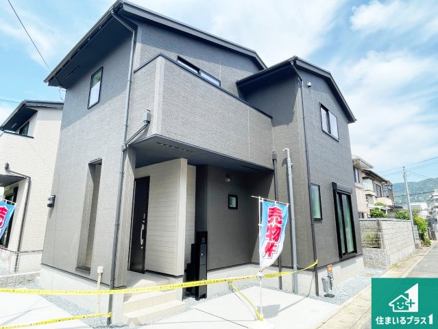 ★5(土)6(日)現地見学可能！★京都市伏見区小栗栖森本町　ラスト1邸の外観|安心の10年保証！外観を美しく保ち、雨水で汚れを落とします！気になることがありましたら、お気軽にお問い合わせください！
