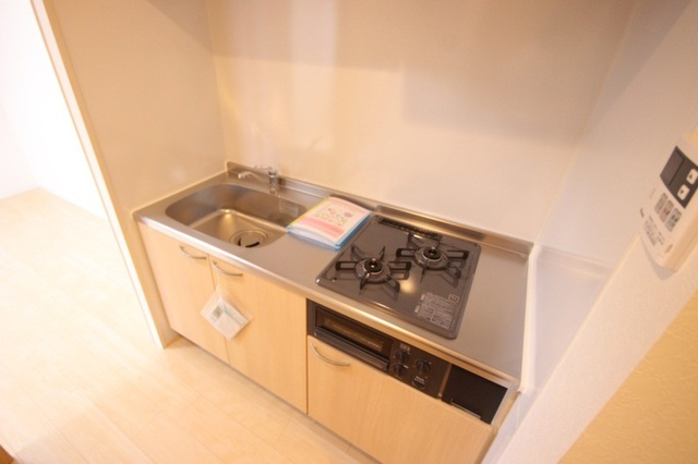 広島市南区宇品海岸２丁目の賃貸マンションのキッチン