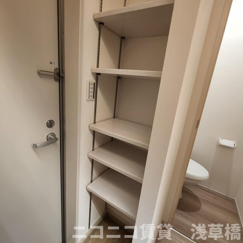 MELDIA梅島Ⅸの玄関
