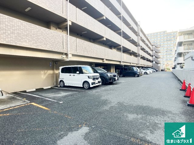 リベール加古川Iの駐車場|共用部（駐車スペース）