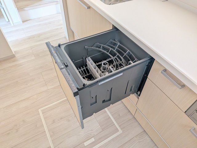 八王子市　上野町　新築一戸建て　１期のキッチン|～食洗機付き　食事後の食器洗いはお任せ、家族でゆっくりとくつろげます～