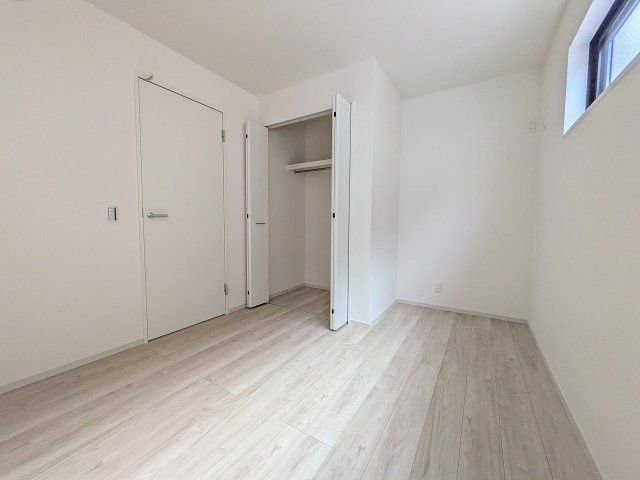 八王子市　上野町　新築一戸建て　１期の収納|～収納力の高いクローゼット完備～