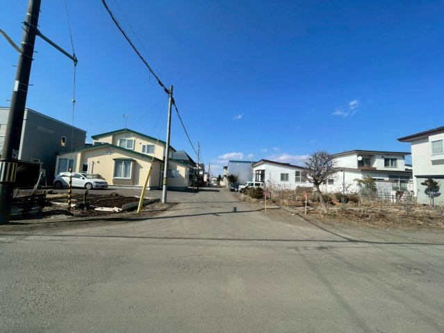 星が浦北2丁目　売土地の前面道路含む現地写真