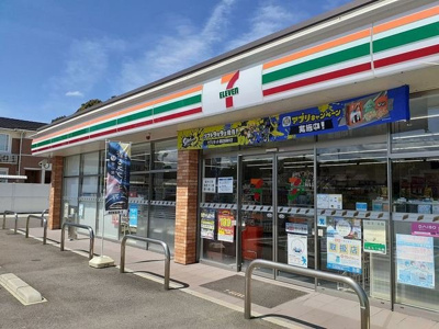 【周辺】 | 風琳舎 | セブンイレブン貴志川町長山店様まで240m