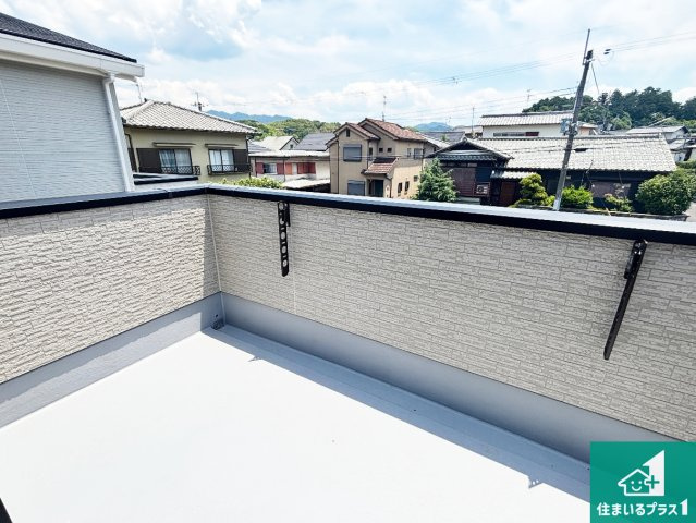 橿原市菖蒲町　第1期　新築一戸建てのバルコニー|日当たりのよいバルコニー！お部屋が開放的に！