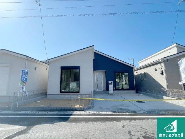 ★29(土)30(日)現地見学可能！★東近江市林田町　全16邸の外観|安心の10年保証！外観を美しく保ち、雨水で汚れを落とします！気になることがありましたら、お気軽にお問い合わせください！