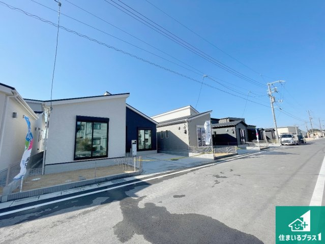 ★29(土)30(日)現地見学可能！★東近江市林田町　全16邸の外観|安心の10年保証！外観を美しく保ち、雨水で汚れを落とします！気になることがありましたら、お気軽にお問い合わせください！